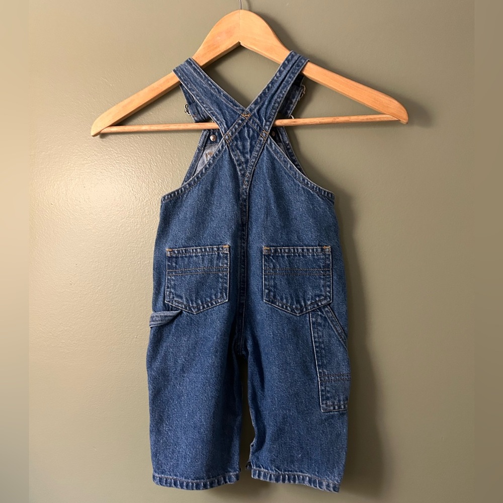 Old navy overalls size 3-6 month
